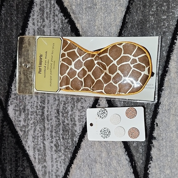 PIER IMPORTS GIRAFFE PRINT LAVENDER EYE MASK & LEOPARD PRINT ROUND STUD EARRINGS - Picture 9 of 11